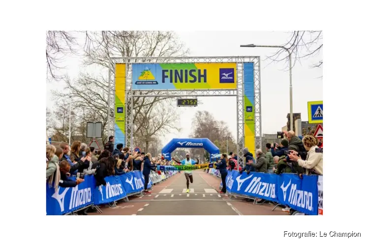 Dan Kibet en Juliette Thomas winnen Groet uit Schoorl Run