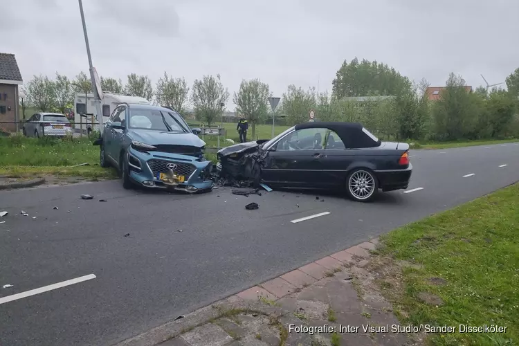 Gewonde en veel schade bij ongeval in Akersloot