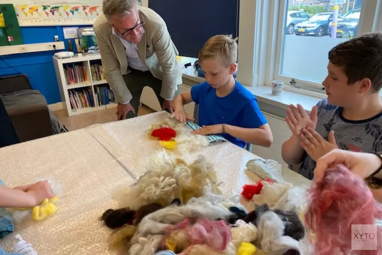 Eerste les maakonderwijs op basisschool de Branding