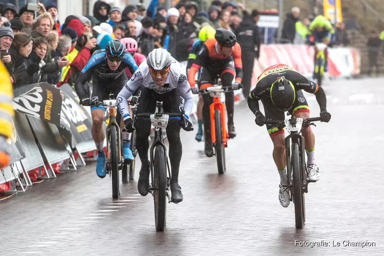 Wie wint de GP Groot Egmond-Pier-Egmond 2023?